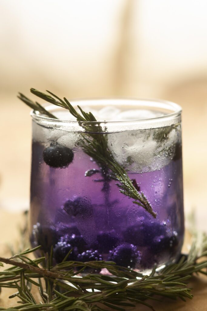 delicious-mezcal-alcoholic-beverage-assortment